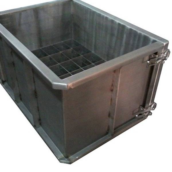 Hallomi mold